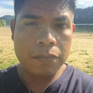 Meet your Posher, Moises